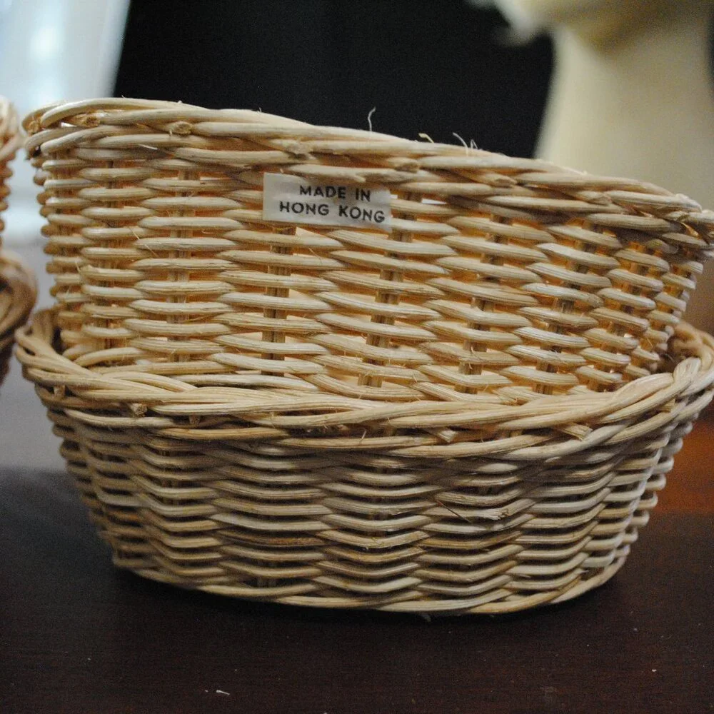 Lot of 4 Vintage Mini Wicker Baskets made in Hong Kong